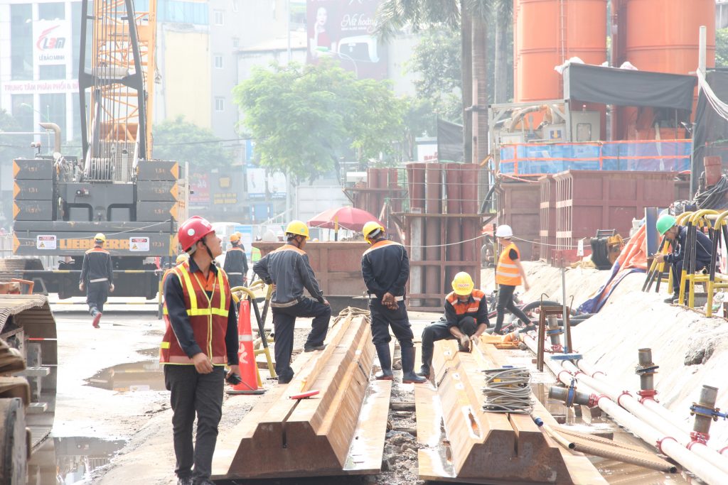 Hà Nội cho phép các công trình xây dựng được thi công trở lại