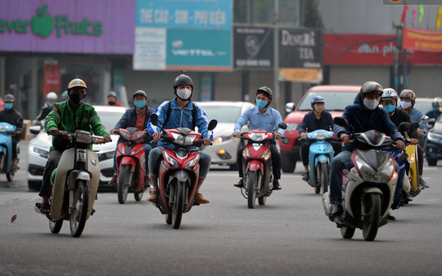 Chủ tịch Nguyễn Đức Chung yêu cầu tiếp tục thực hiện nghiêm cách ly xã hội đến hết ngày 224