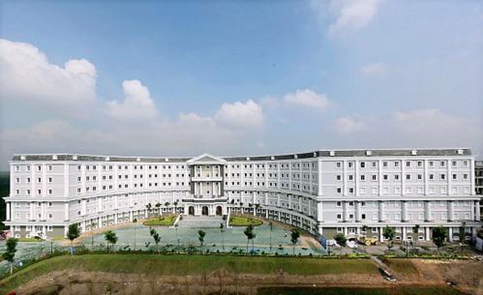 Phụ huynh ngã ngửa vì Trường Quốc Tế Mỹ tận thu mùa dịch