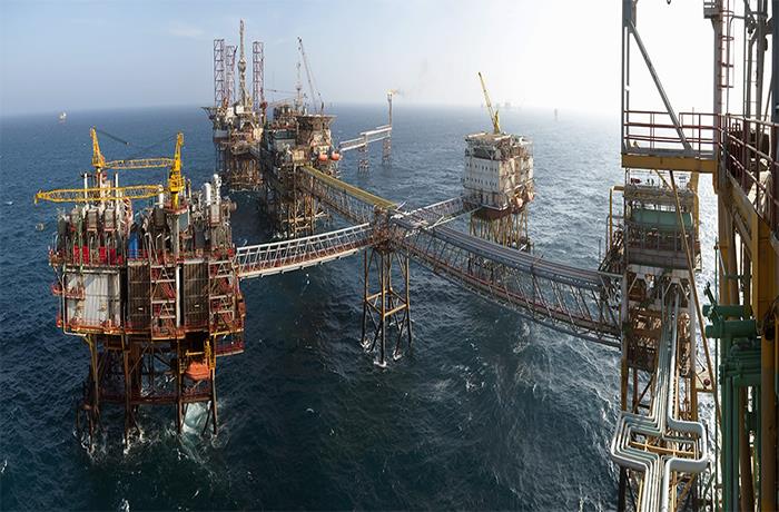 Bộ Công Thương chỉ đạo khẩn ứng phó giá dầu sụt giảm