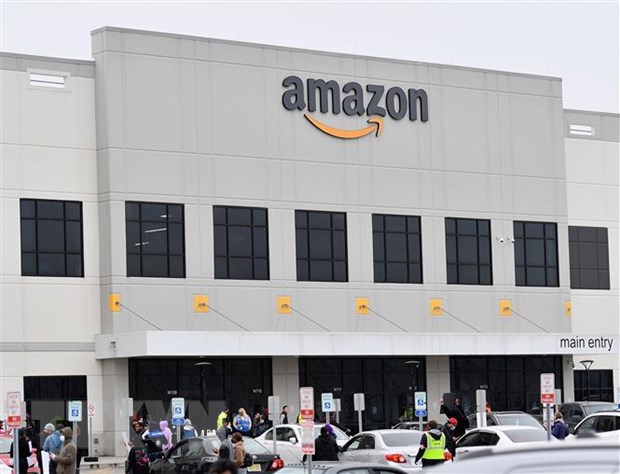 Hàng trăm nhân viên tại Amazon đình công phản đối điều kiện làm việc trong mùa dịch COVID-19