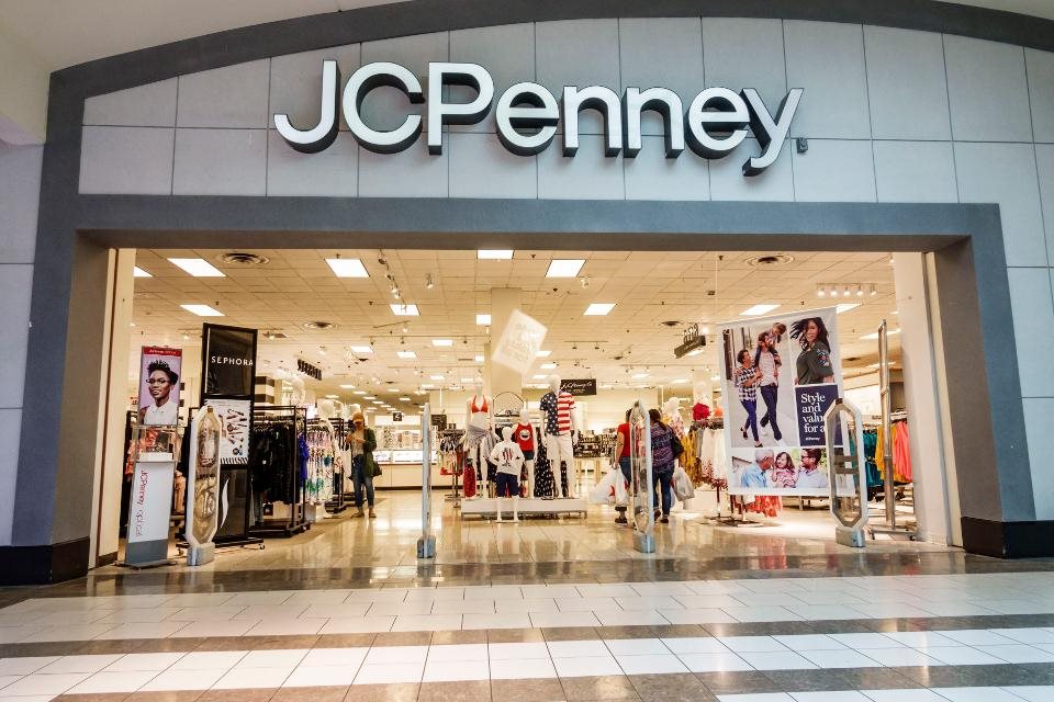 Đại gia bán lẻ Mỹ J.C. Penney đệ đơn phá sản vì dịch Covid-19