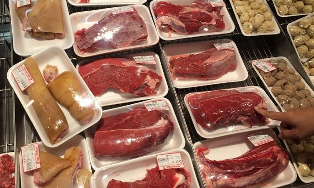 Gần 47.000 tấn thịt lợn nhập khẩu tràn về, giá rẻ bằng nửa ngoài chợ