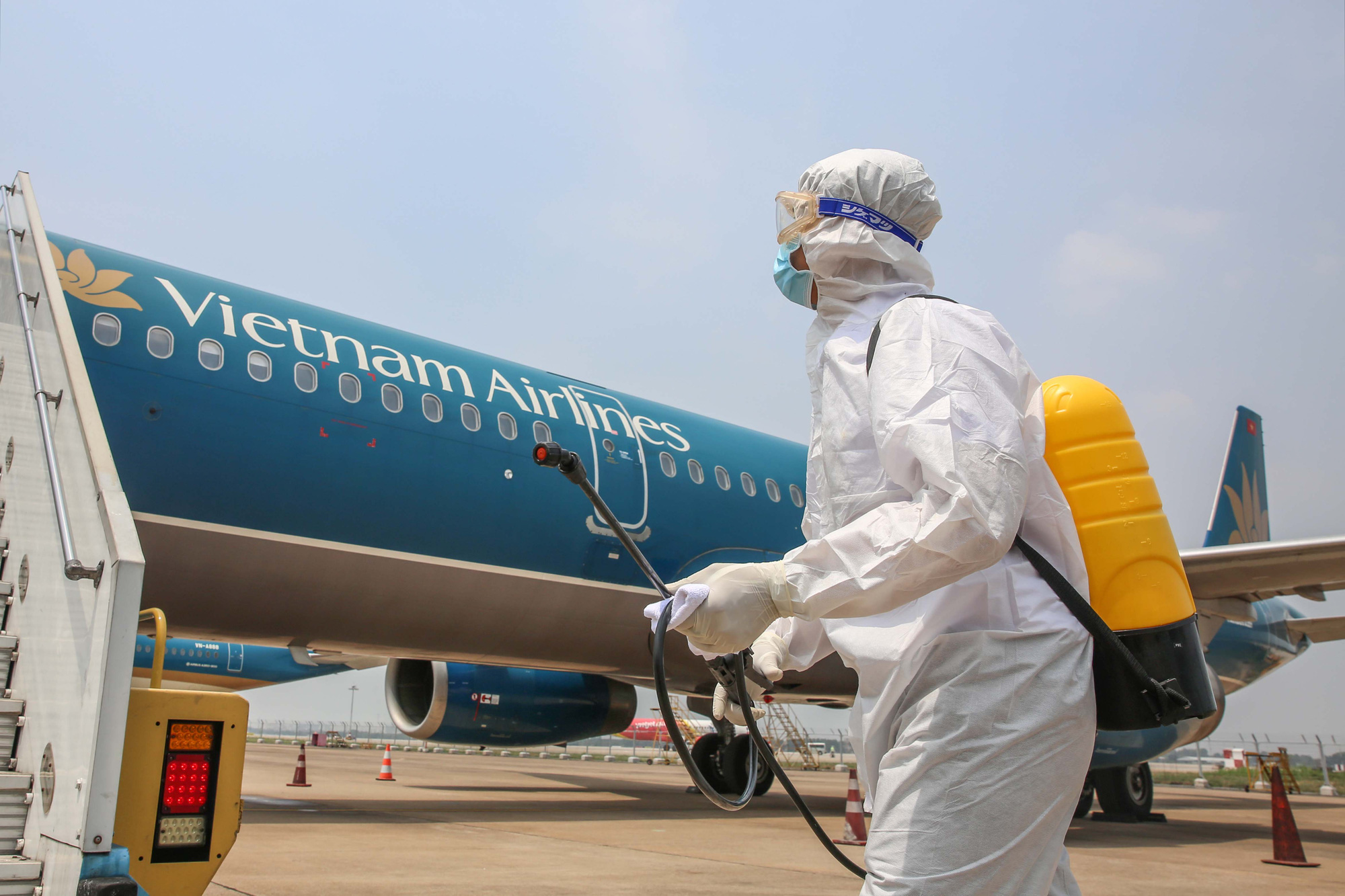 Dịch COVID-19 trong tháng cao điểm Các hãng hàng không có tỷ lệ bay đúng giờ tăng cao