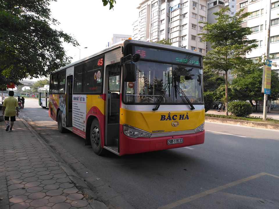 100% xe buýt ở Hà Nội hoạt động trở lại từ ngày 45, đảm bảo hành khách ngồi giãn cách