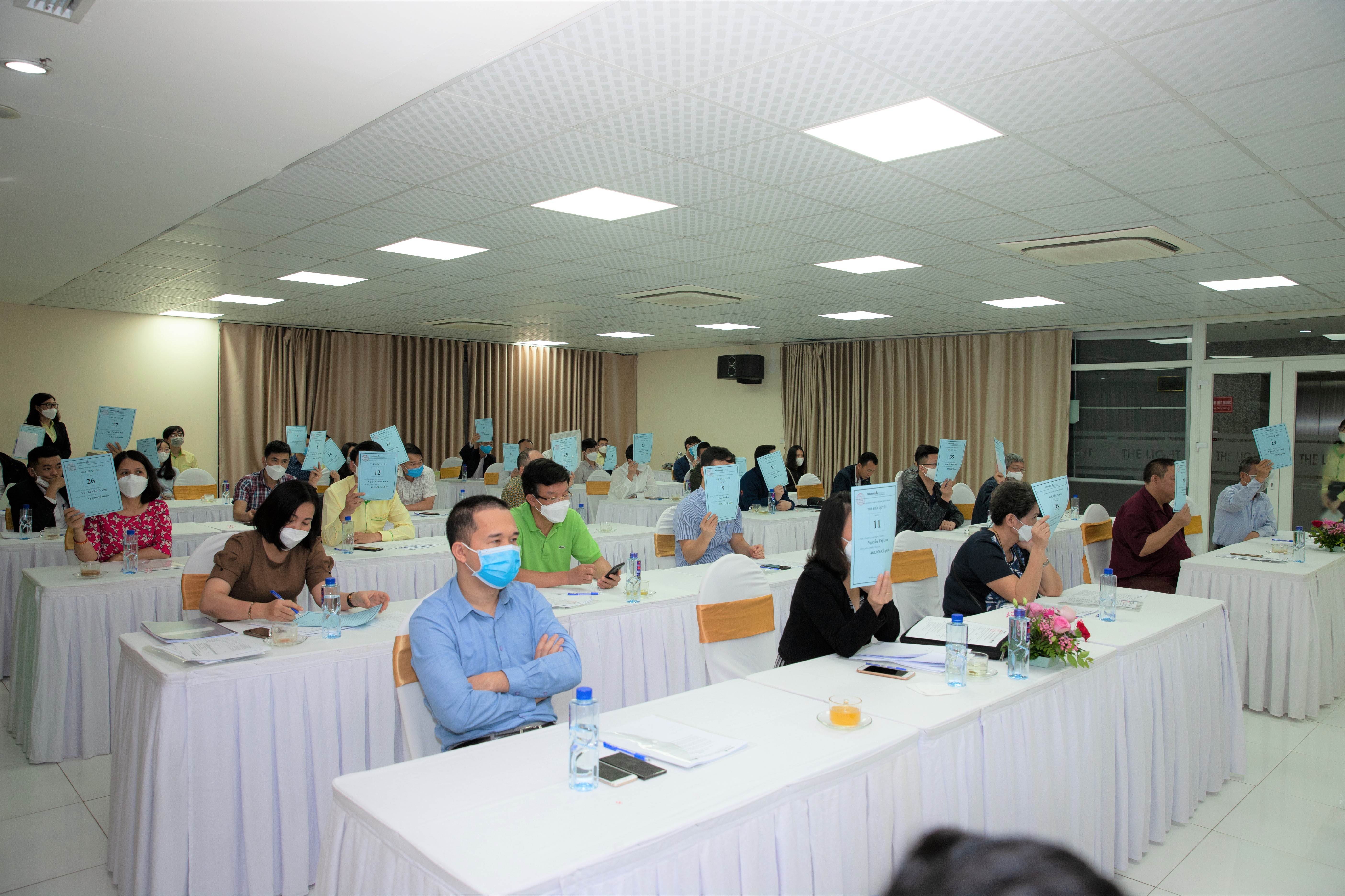 Phục Hưng Holdings Chủ động thích ứng với khó khăn