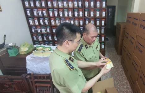 Công ty Phúc Sinh Đường kinh doanh nhiều sản phẩm đông nam dược có dấu hiệu vi phạm pháp luật