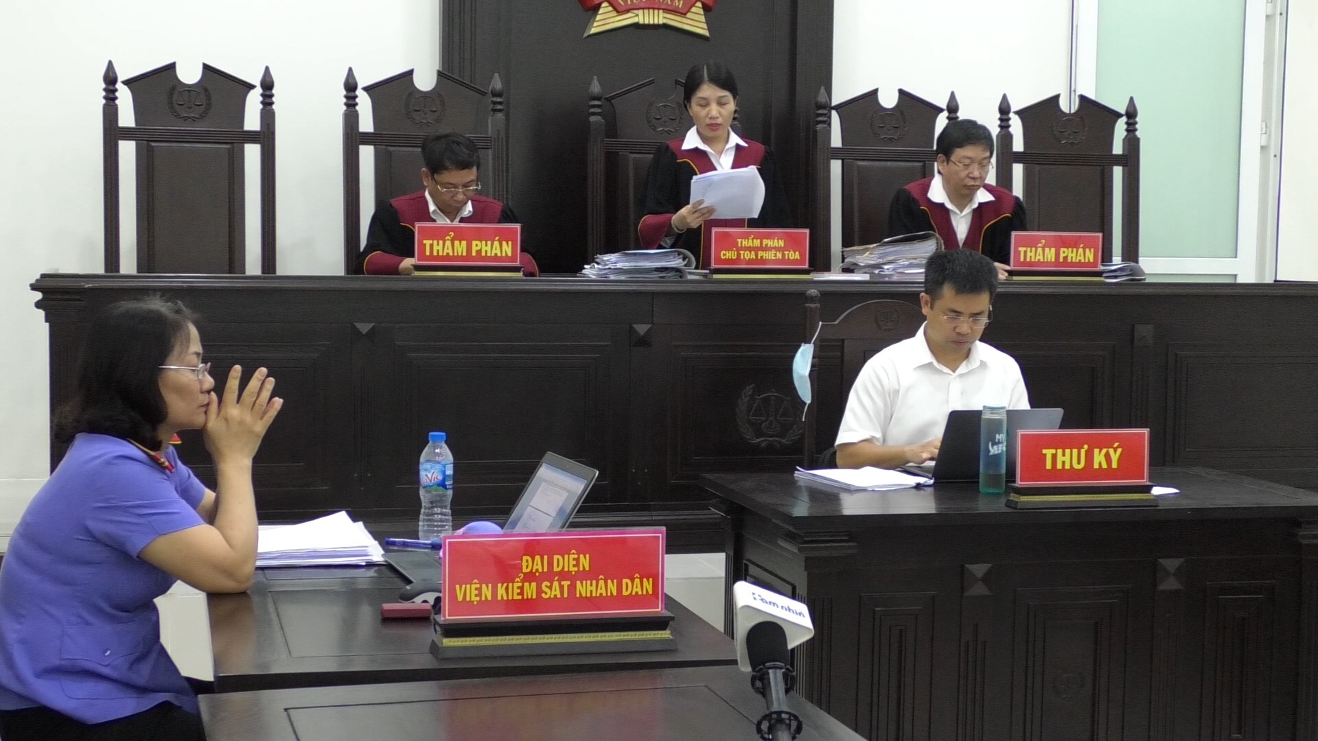 Ông Lê Văn Vàng – Ủy viên HĐQT trường Pascal khai bất nhất về vụ “bắt cóc con tin”