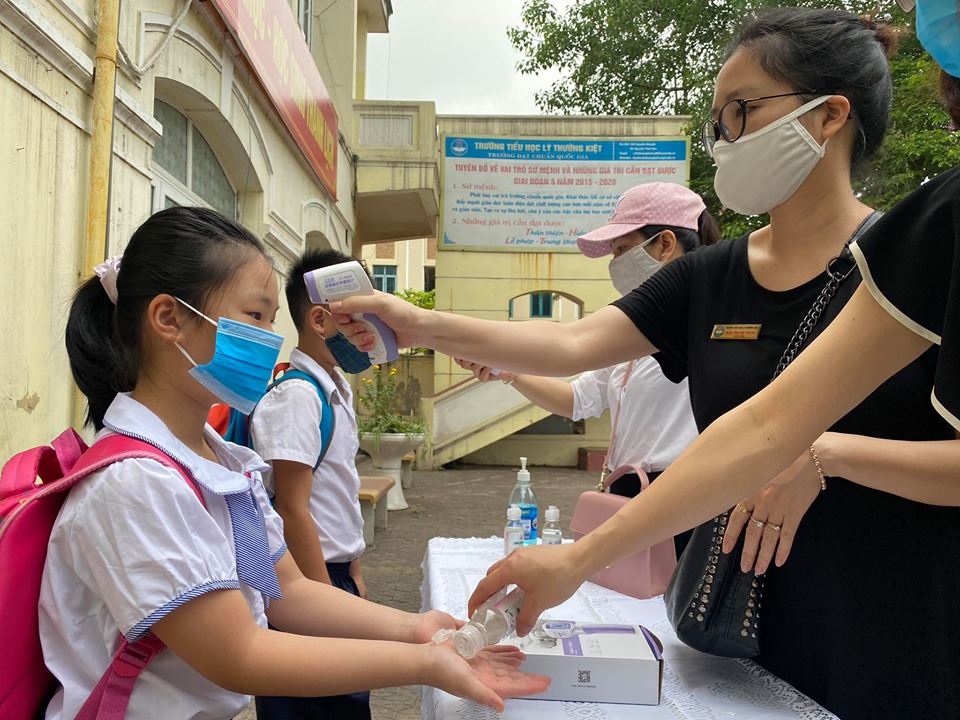 Hôm nay 115, gần 1.900 trường mầm non, tiểu học tại Hà Nội đón học sinh đi học trở lại