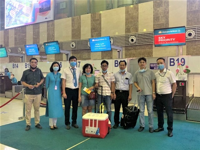 Vận chuyển trái tim hiến tặng từ Hà Nội đến TP. Hồ Chí Minh