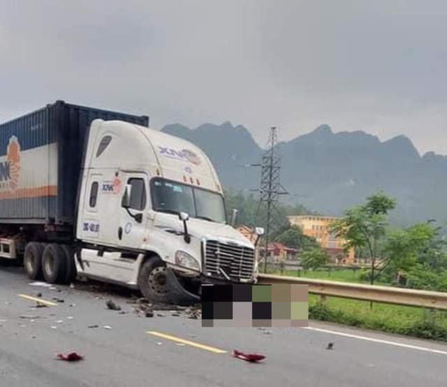 Tài xế container nghi ngủ gật, gây tai nạn liên hoàn trên quốc lộ 1A