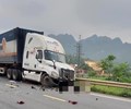 Tài xế container nghi ngủ gật gây tai nạn liên hoàn trên quốc lộ 1A 