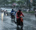 Thời tiết hôm nay 17/5 Rãnh áp thấp tiếp tục gây mưa dông toàn Bắc Bộ 