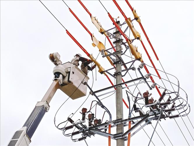 Cảnh báo nguy cơ sự cố điện trong ngày nắng nóng