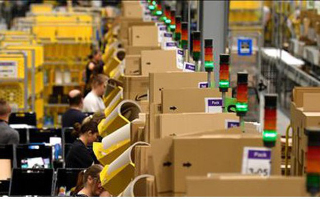 Hưởng lợi từ Covid-19, doanh thu của các hãng bán lẻ trực tuyến bật tăng mạnh