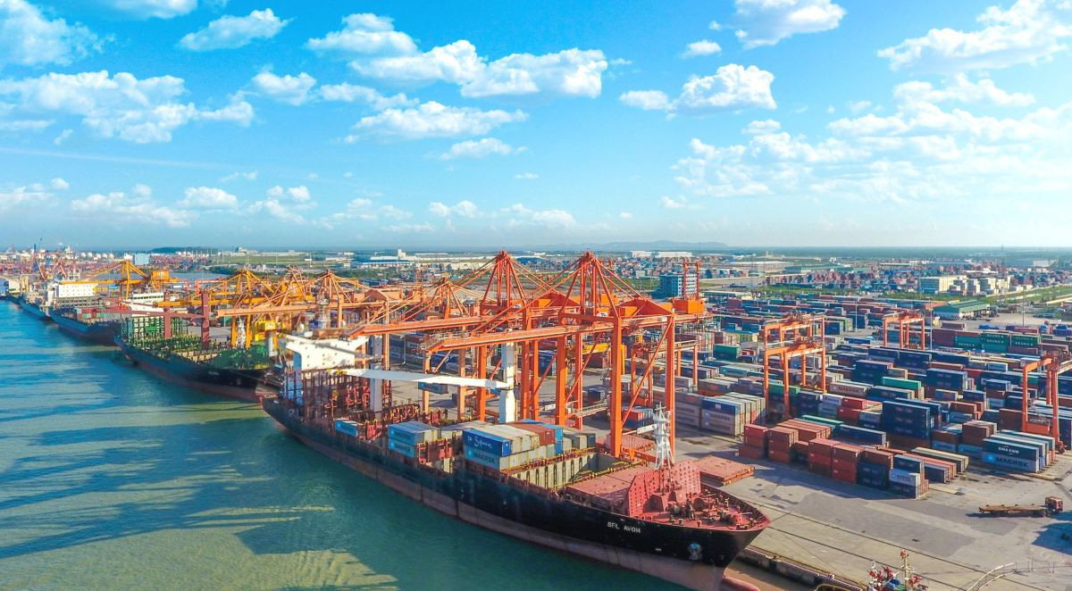 Xuất khẩu sang Đức Bất ngờ với sản phẩm sắt thép Việt khi tăng cả lượng và giá trị