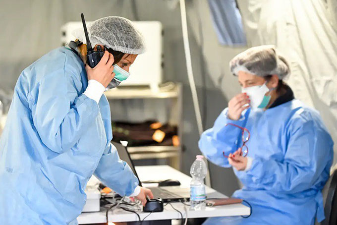 Dịch Covid-19 ngày 265 Cảnh báo nguy cơ đỉnh dịch thứ hai ngay trong làn sóng thứ nhất tại các quốc gia nới lỏng hạn chế