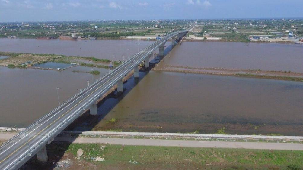 Chính thức thông xe cầu Thịnh Long nối liền đôi bờ sông Ninh Cơ