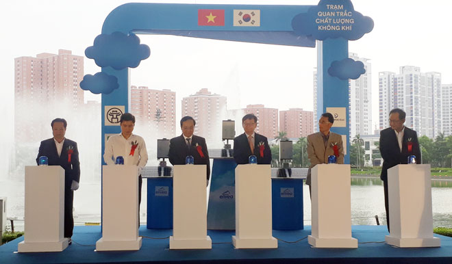 Hà Nội, tiếp nhận 24 trạm quan trắc không khí tự động