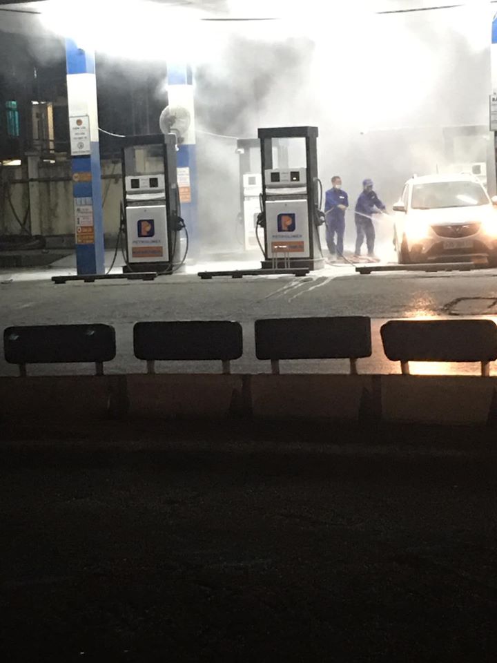 Hà Nội  Cây xăng Hào Nam cháy dữ dội trong đêm vì bất cẩn của tài xế ô tô