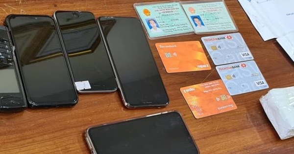 Nhóm học sinh lớp 12 lừa đảo hàng chục tỷ đồng qua tài khoản ngân hàng