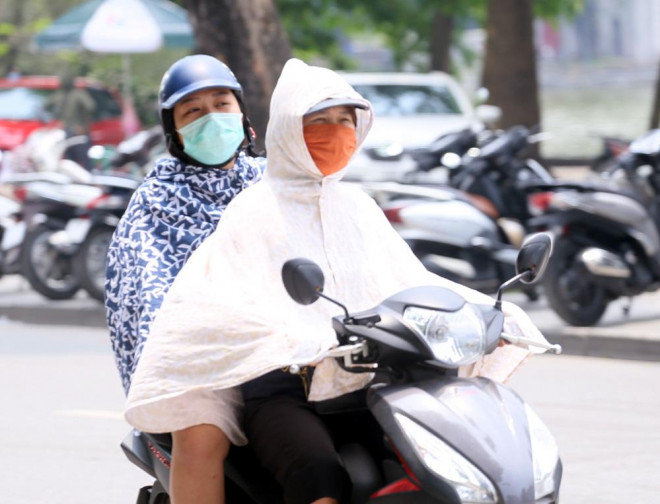 Thời tiết hôm nay 36 Bắc Bộ chưa dứt nắng nóng, Nam Bộ mưa dông cuối ngày