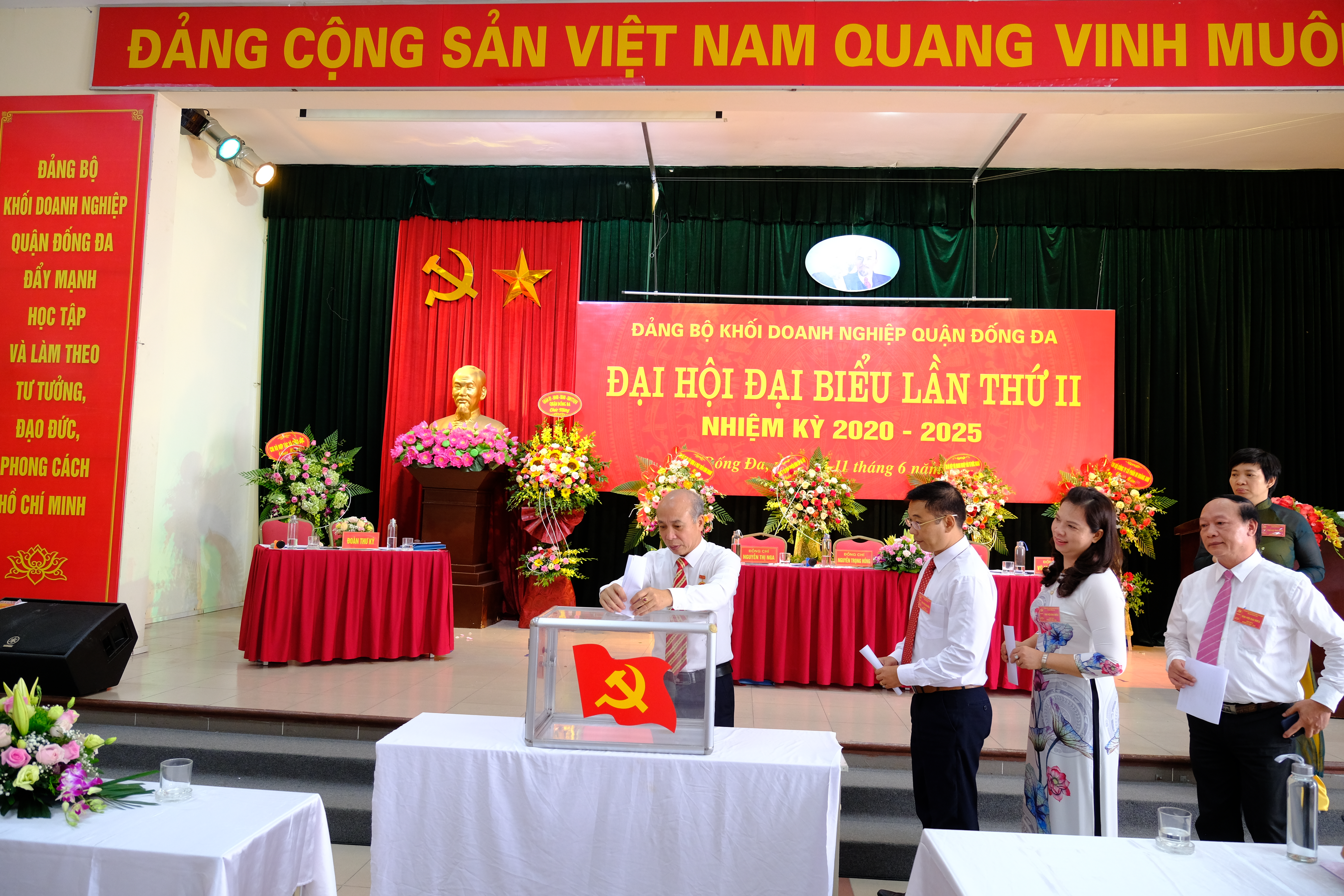 Đại hội Đại biểu Đảng bộ Khối DN quận Đống Đa nhiệm kỳ 2020- 2025 thành công tốt đẹp