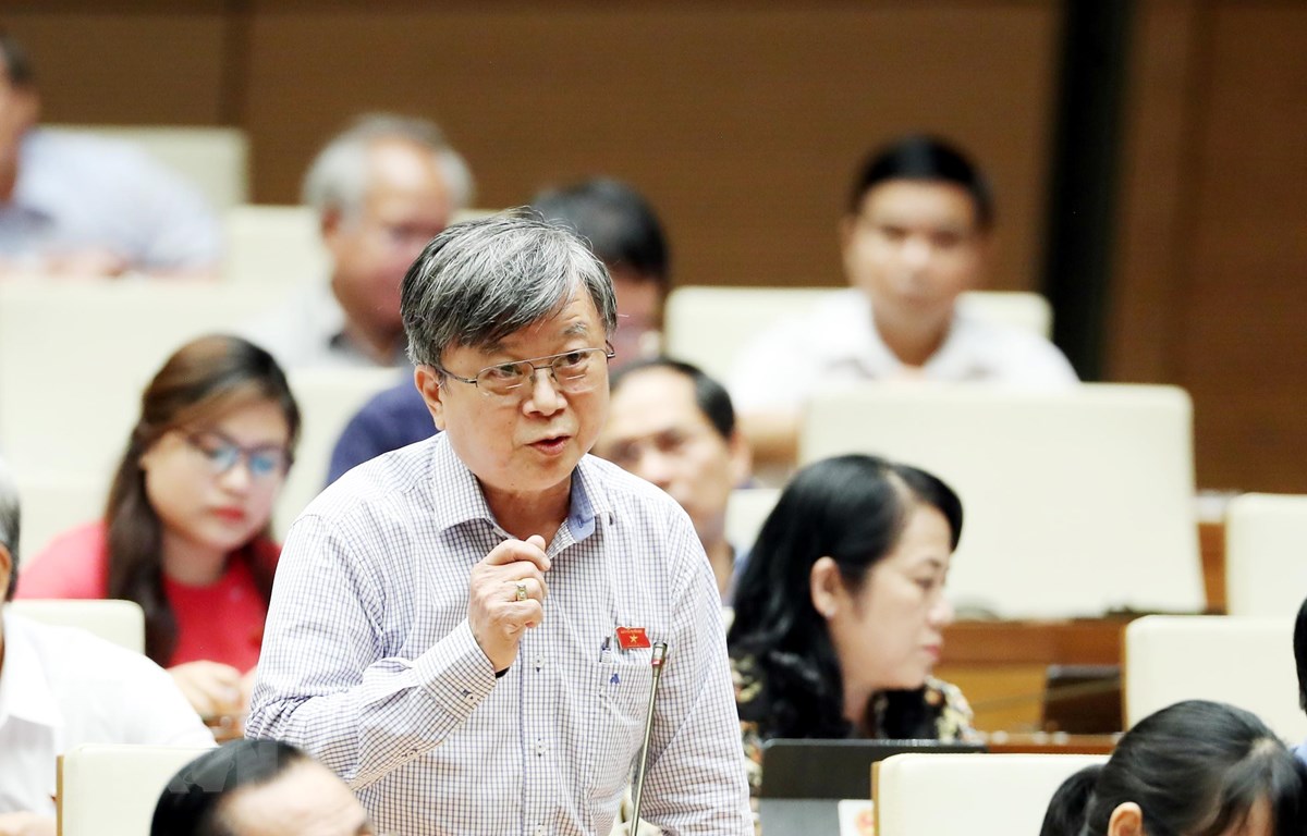 Đại biểu Hoàng Đức Thắng ‘Không làm sai, làm trái thì ai chống phá được’