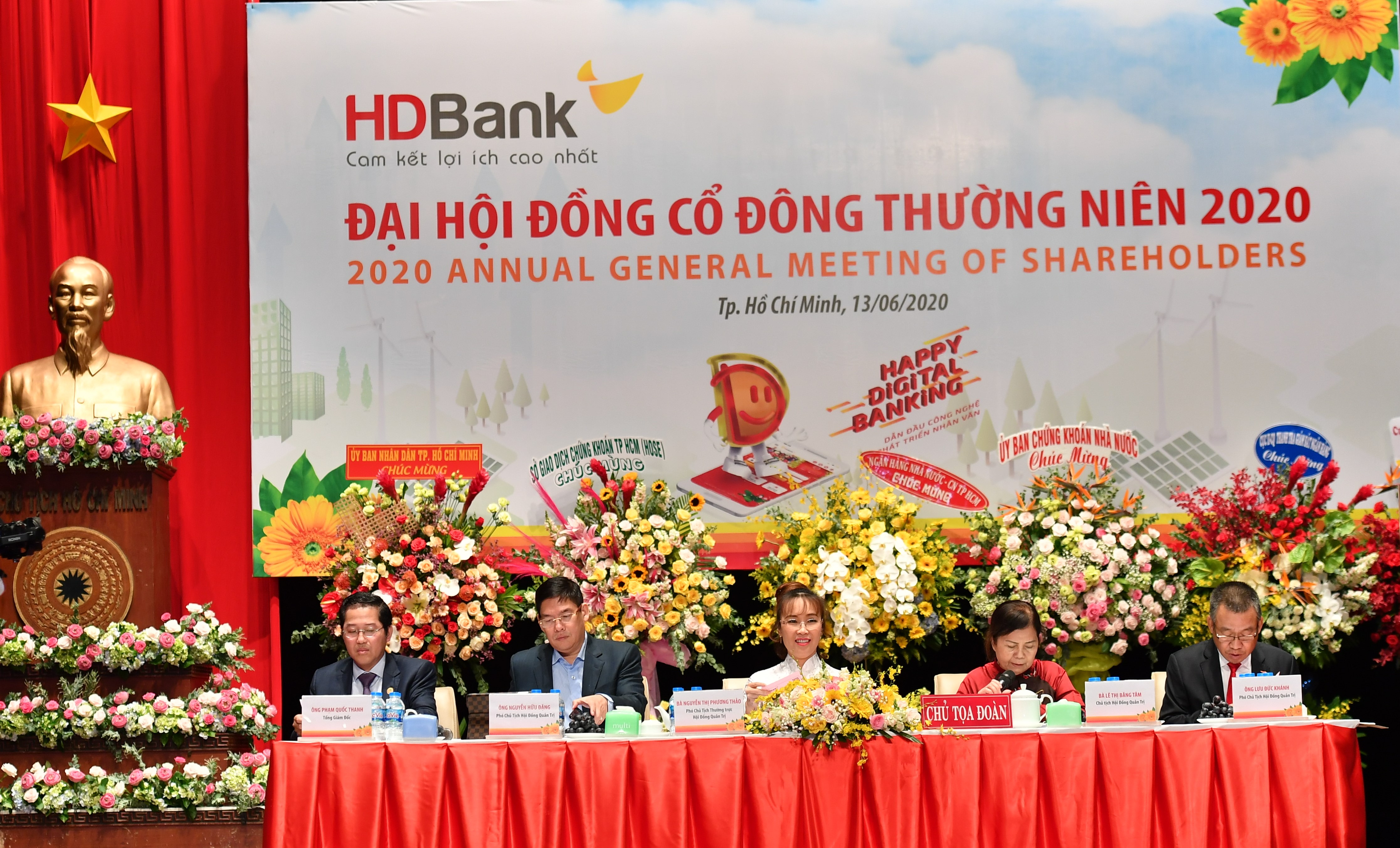 Đại hội đồng cổ đông thường niên HDBank 2020 Tăng trưởng bền vững, chuyển đổi số, chất lượng tài sản, an toàn hoạt động