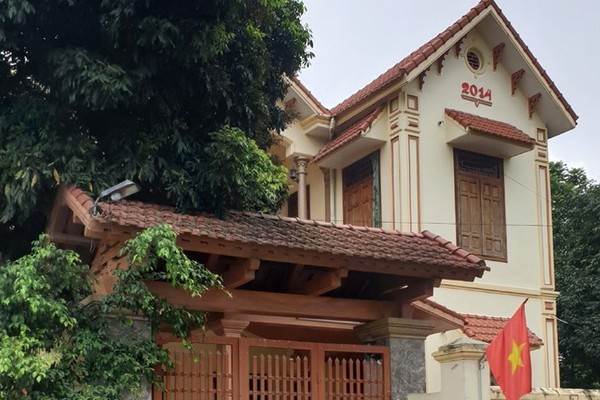 Thanh Hóa Yêu cầu trả lời dân tại sao nhiều hộ khá giả “lọt” vào danh sách hộ cận nghèo 