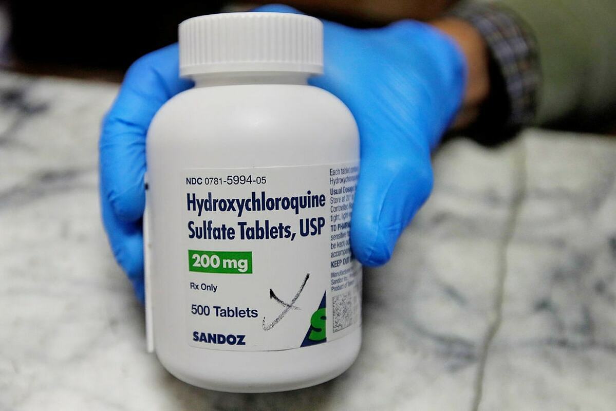 Tại sao Mỹ ngừng sử dụng thuốc chữa sốt rét trong điều trị bệnh nhân nhiễm COVID-19
