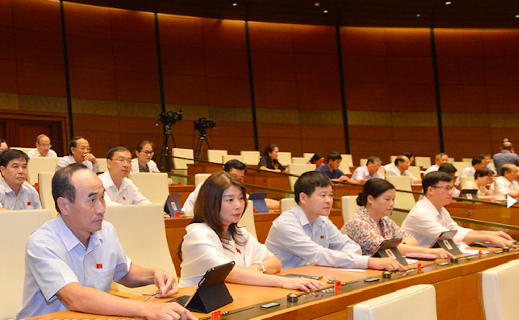 Quốc hội thông qua quy định cấm kinh doanh dịch vụ đòi nợ thuê