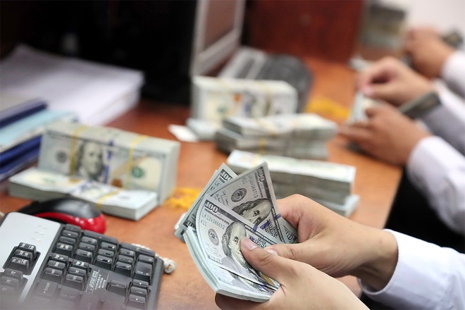 Tỷ giá ngoại tệ hôm nay 296 USD tăng nhẹ trước lo ngại làn sóng COVID-19 thứ hai