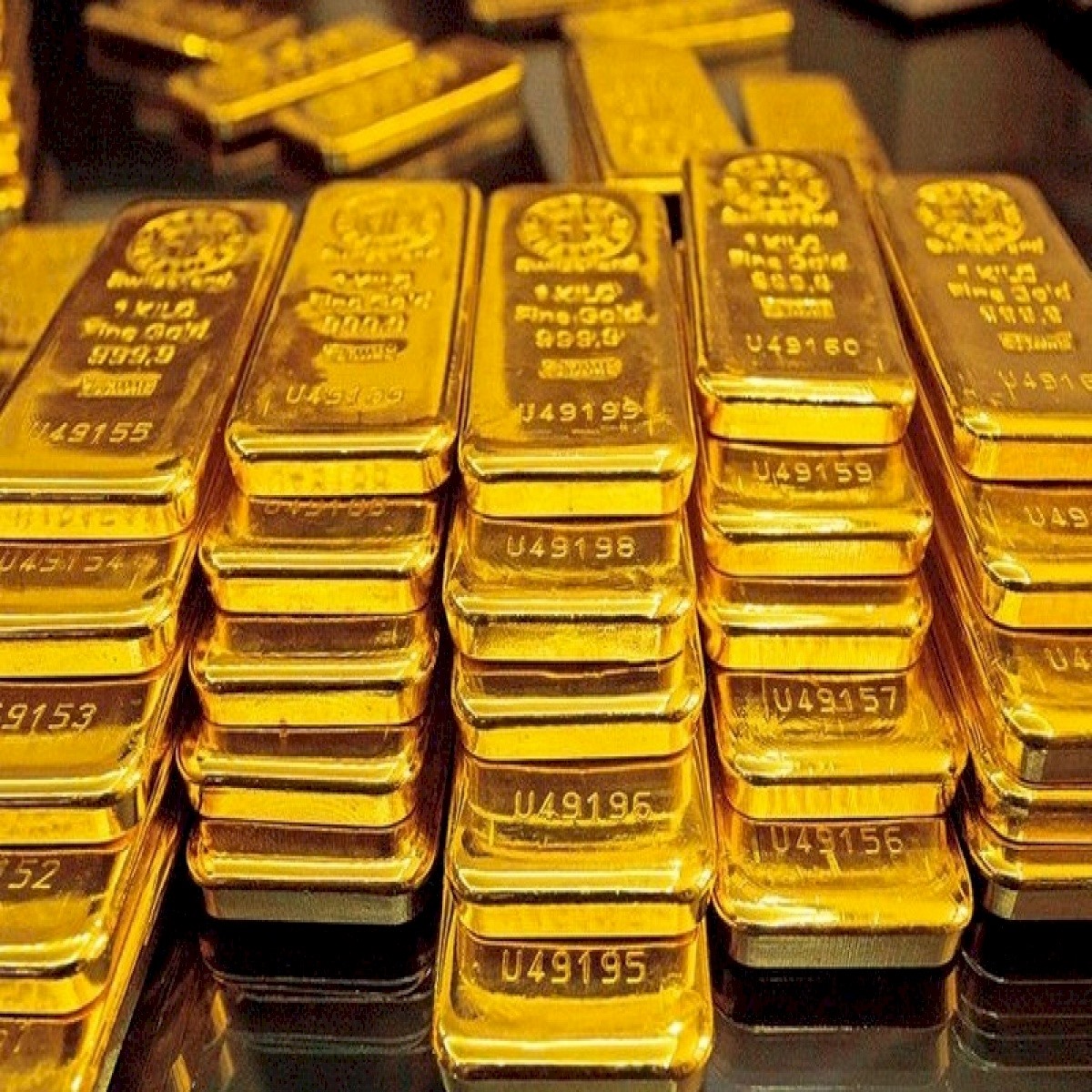 Giá vàng hôm nay 306 Vàng SJC tiếp tục tăng, thế giới duy trì ở mức cao 