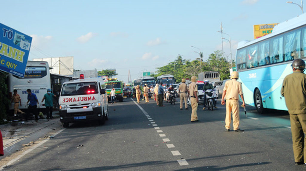 Phê bình chủ tịch 14 tỉnh, thành phố để tai nạn giao thông tăng cao