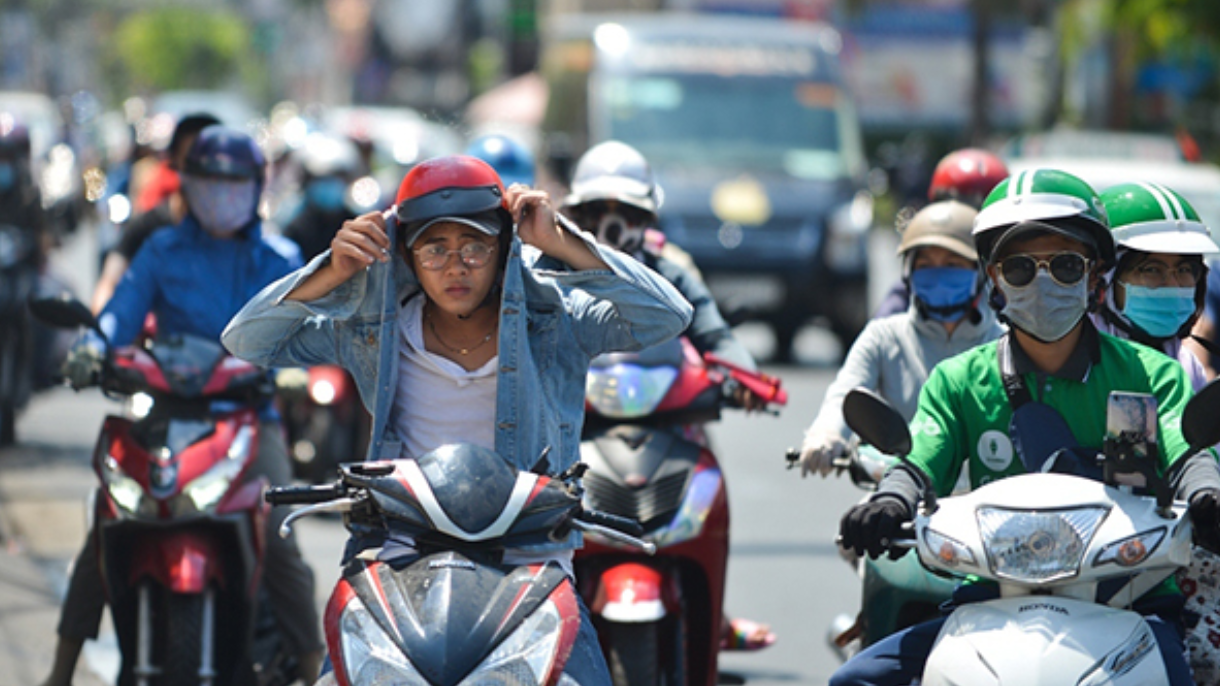  Bắc Bộ và Trung Bộ tiếp tục đợt nắng nóng gay gắt mới