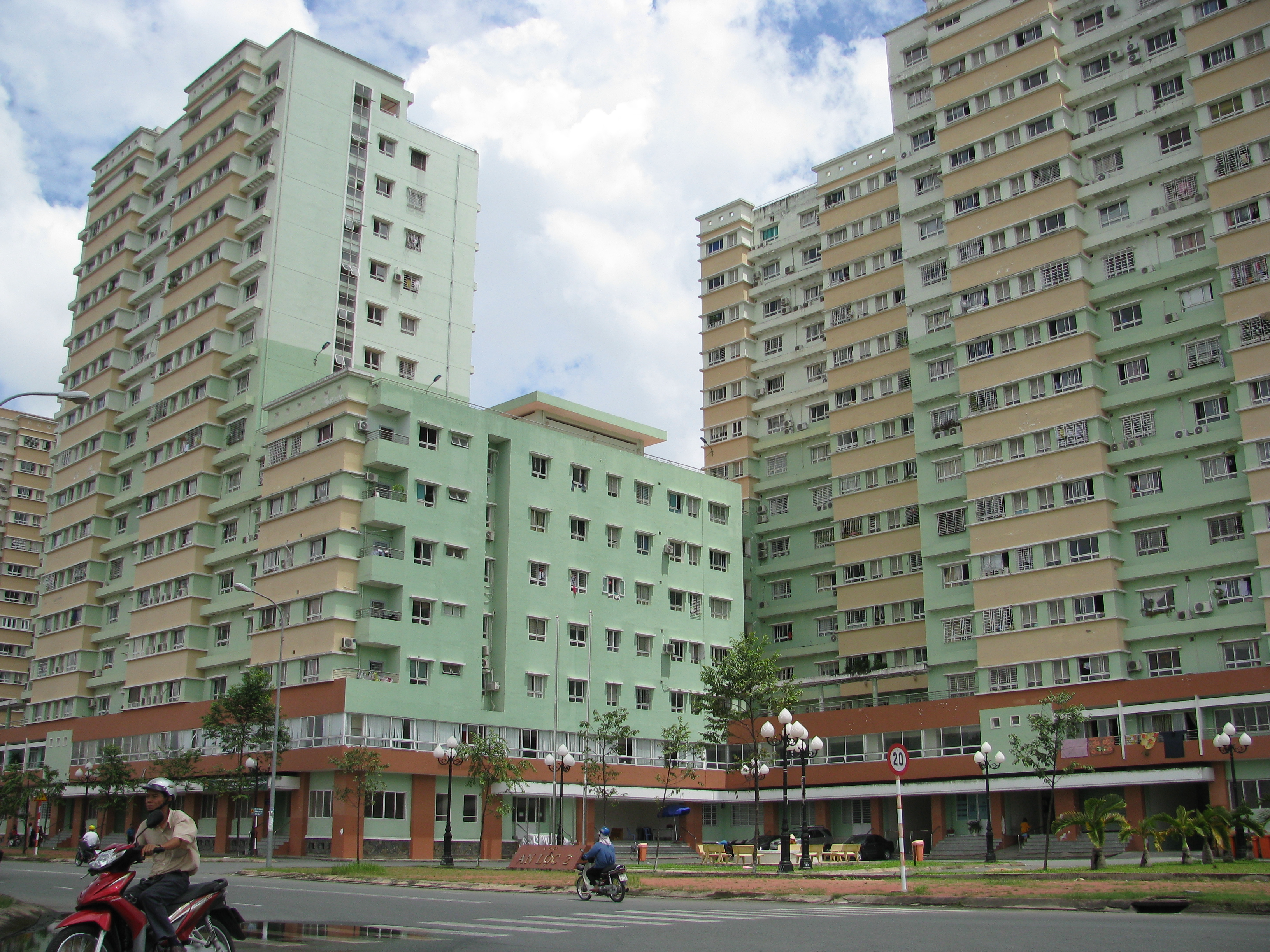 HoREA kiến nghị nhiều chính sách phát triển nhà ở xã hội, nhà ở thương mại giá thấp