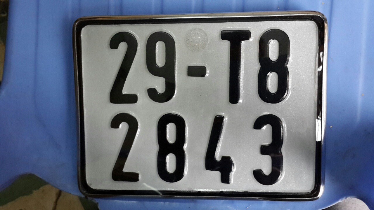 Từ 18, sinh viên ngoại tỉnh mua xe không được đăng ký biển số Hà Nội, TP Hồ Chí Minh