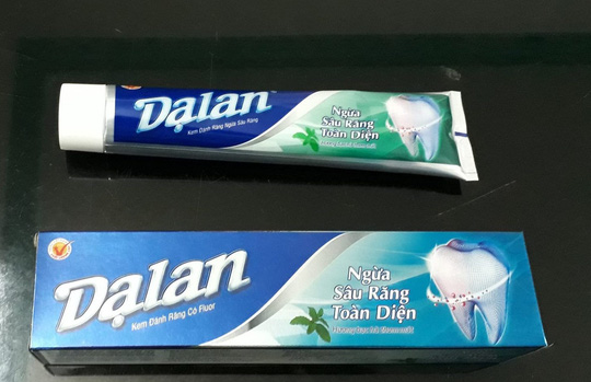 Đình chỉ lưu hành, thu hồi lô kem đánh răng Dạ Lan kém chất lượng