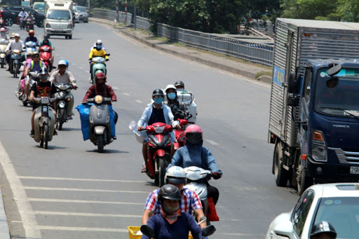 Dự báo thời tiết hôm nay 267 Tiếp tục nắng nóng trên diện rộng, miền Bắc nhiều nơi có mưa giông