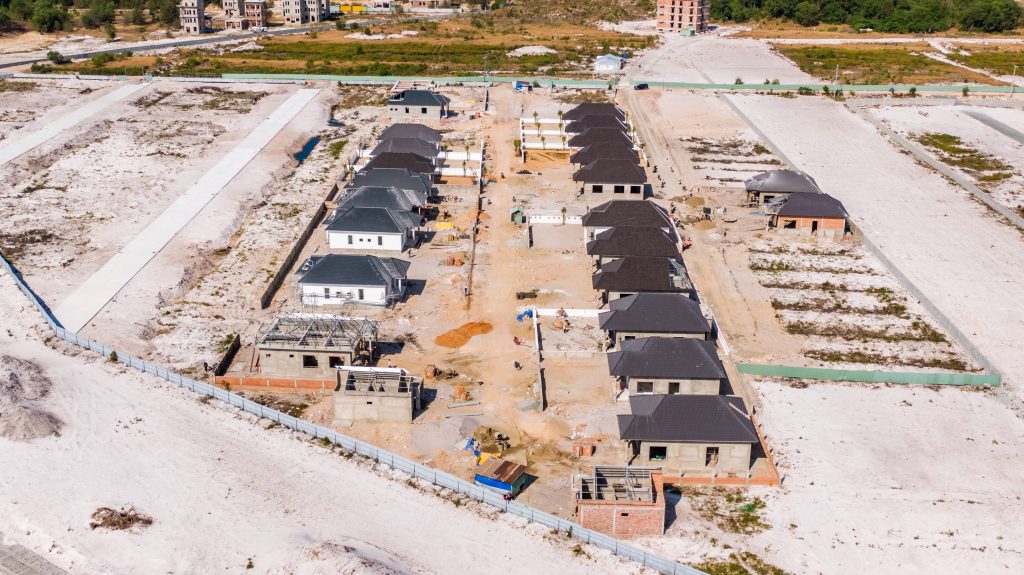 Thừa Thiên Huế và Bình Dương Gia hạn cho hàng loạt dự án chậm triển khai