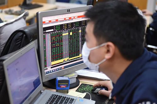 Kéo dài thời gian giảm giá dịch vụ chứng khoán tới 3062021