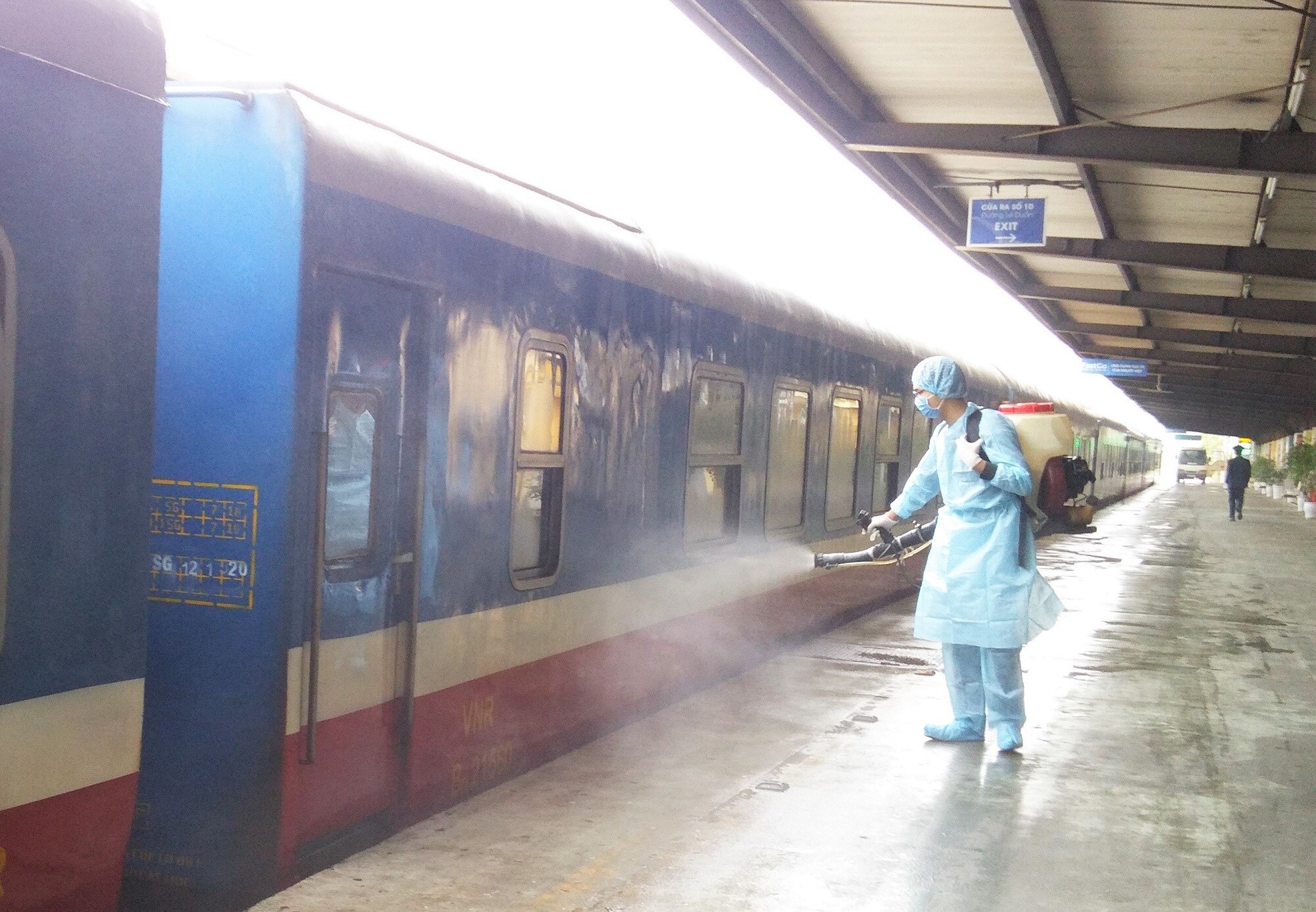 Đường sắt ngừng chạy hơn 10 mác tàu do COVID-19