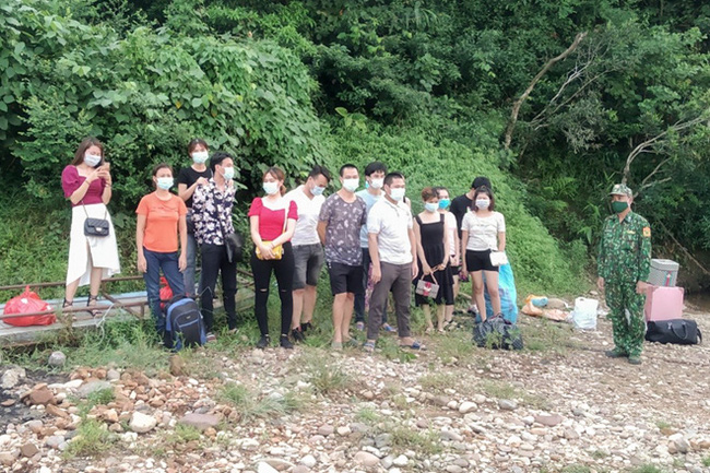 Quảng Ninh Bắt giữ 16 công dân Việt Nam lao động tại Trung Quốc nhập cảnh trái phép về nước