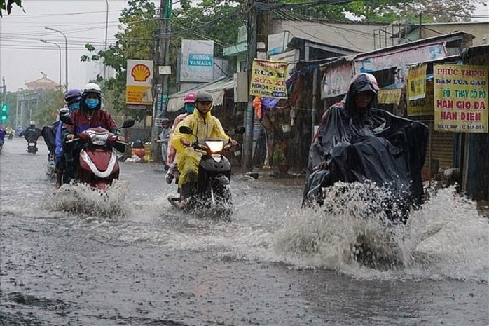 Dự báo thời tiết hôm nay 28 Ảnh hưởng của bão Sinlaku, mưa lớn kéo dài ở nhiều nơi