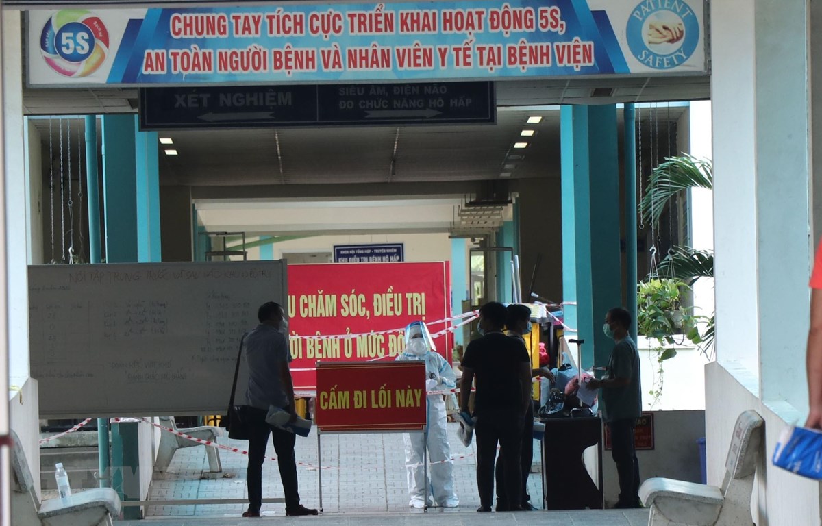 Bệnh viện Singapore chia sẻ kinh nghiệm chống dịch với Đà Nẵng