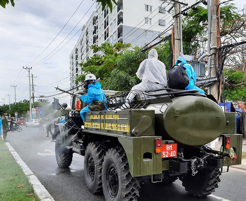 Đà Nẵng Tiến hành khử trùng và xử lý môi trường nhiều khu vực trên toàn thành phố