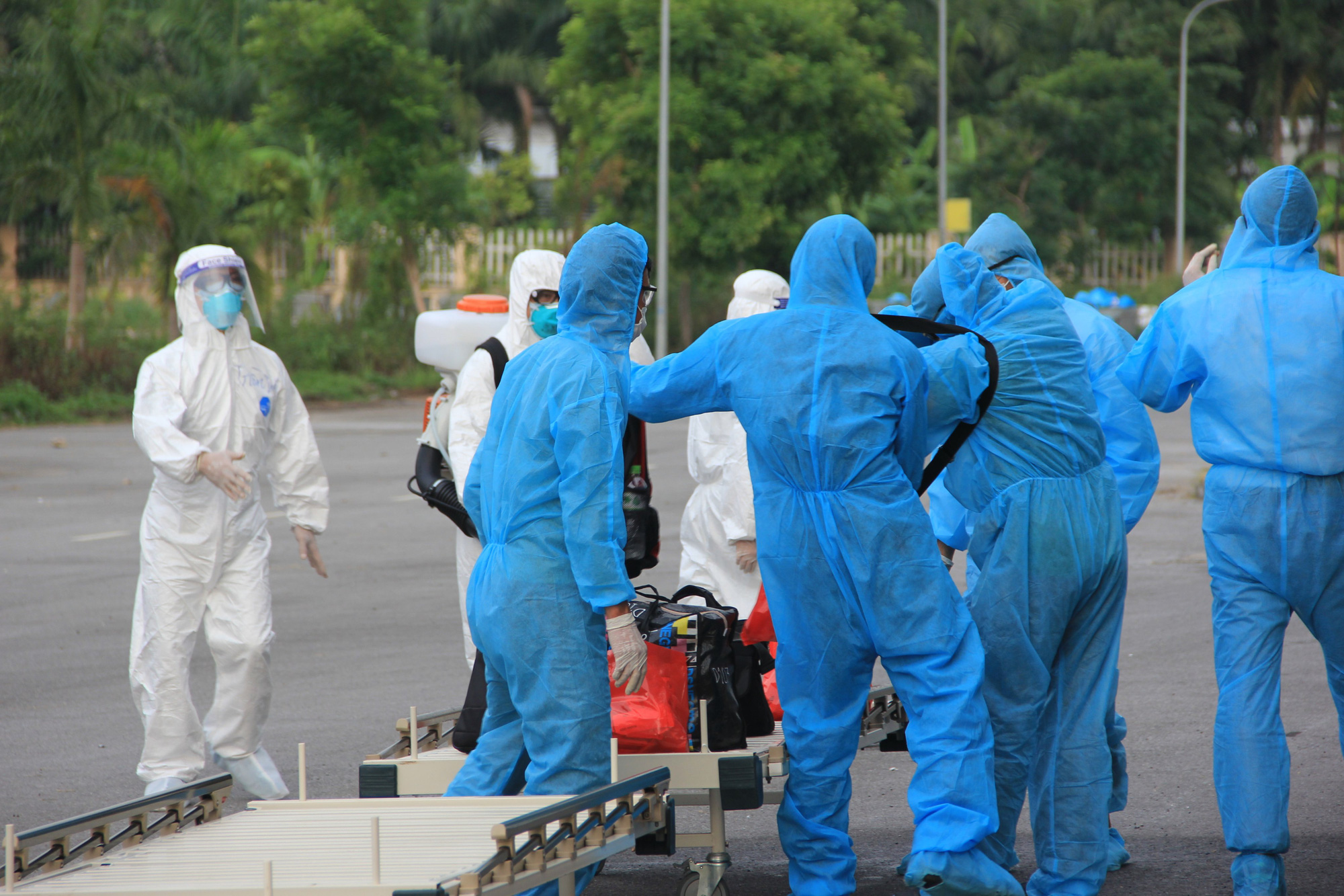 Phát hiện 6 ca đồng nhiễm sốt rét và Covid-19, tổn thương nội tạng trong số các công dân từ Guinea Xích Đạo về nước