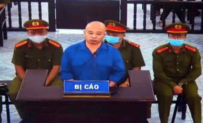 Sáng nay 258, vợ chồng Đường Nhuệ tiếp tục hầu tòa