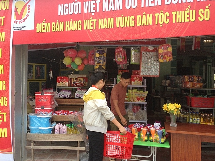 Điểm bán hàng Việt Nam đưa những sản vật của địa phương đến với người tiêu dùng